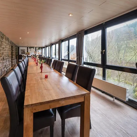 Large House In In The Sauerland Region بيت للعطل وينتربرغ