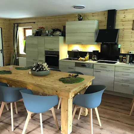 Large House In In The Sauerland Region بيت للعطل وينتربرغ